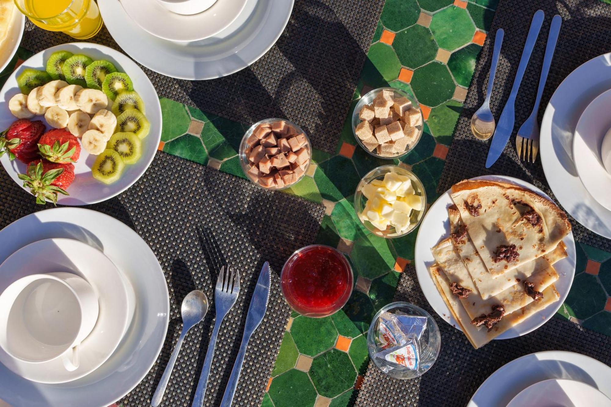 Slima 15min From Jamaa Al Fna Riad *
